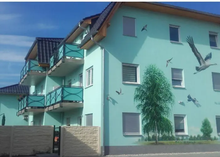 Monteure Sind Herzlich Willkommen!